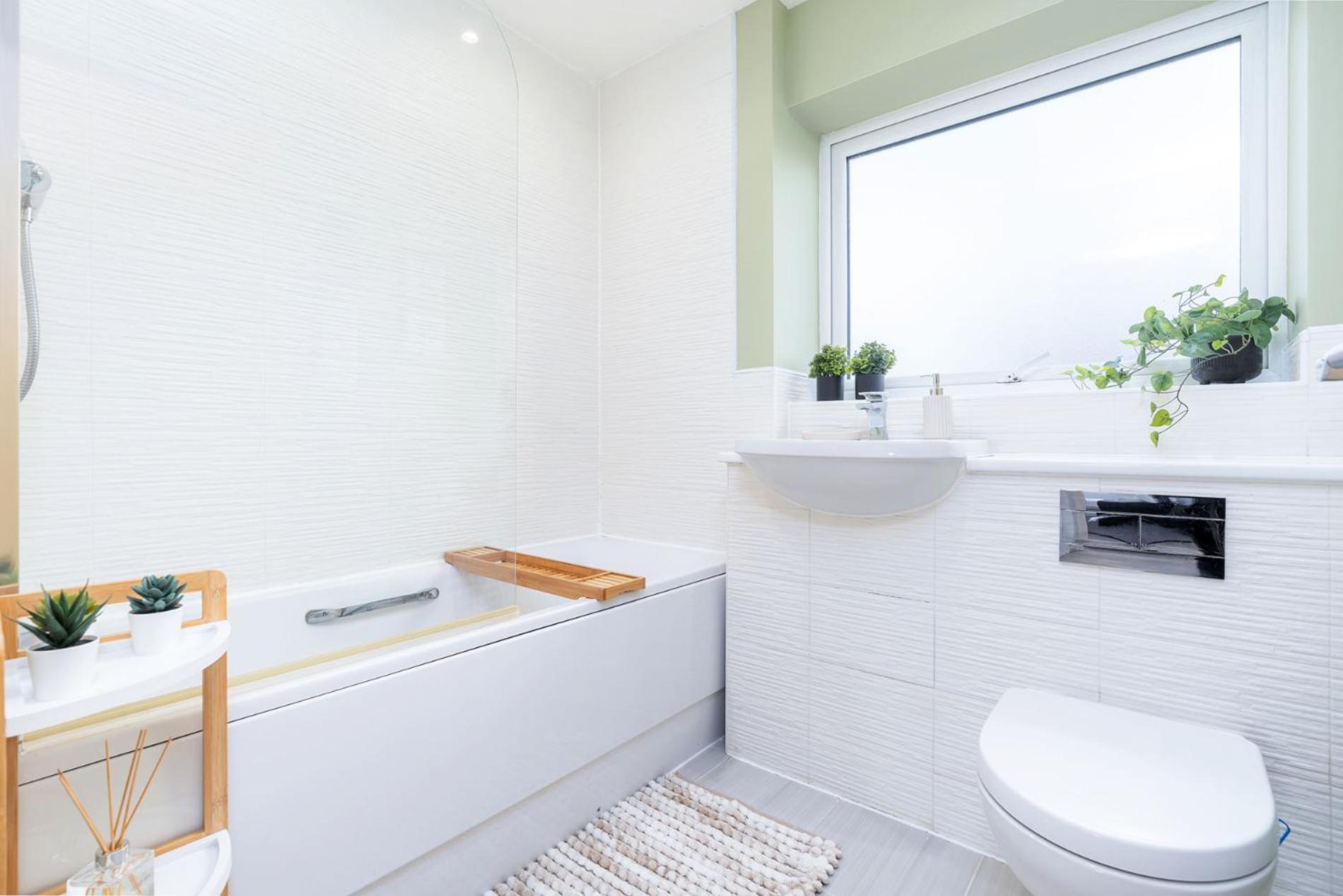 6 Guests - 3 Bedrooms - Free Wi-Fi - Manchester Bagian luar foto