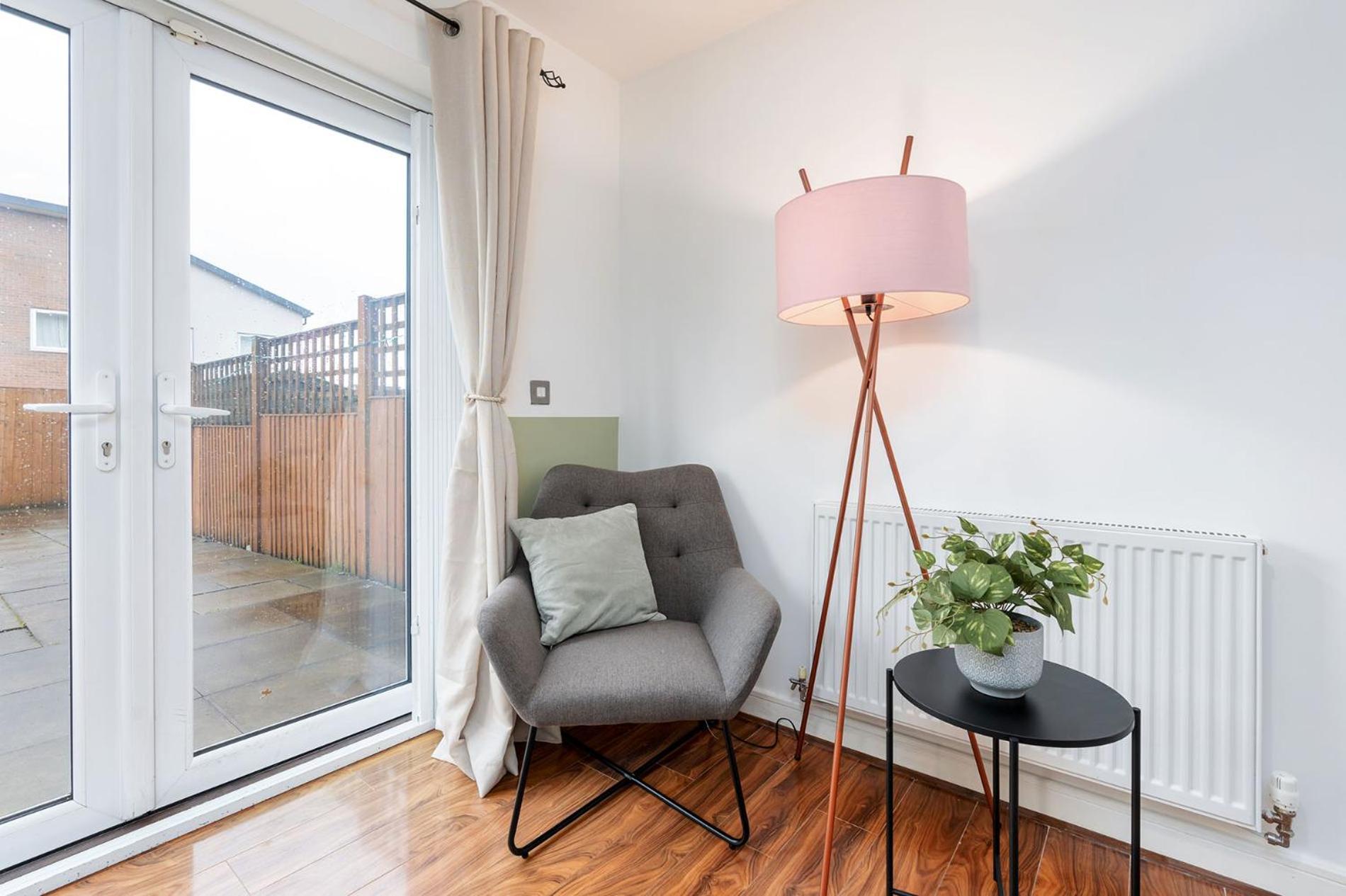 6 Guests - 3 Bedrooms - Free Wi-Fi - Manchester Bagian luar foto